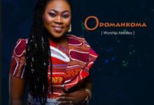 Joyce Blessing – Odomakoma (Worship Medley)