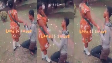 Boy Propose Love To Knust JHS girlfriend after BECE completion