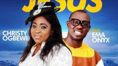 Minister Christy Ogbewi – Nobody Be Like Jesus Ft Ema Onyx