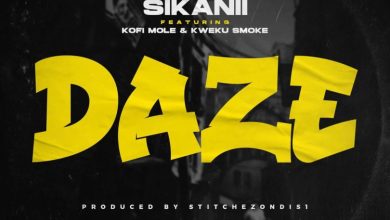 Oseikrom Sikanii – Daze Ft Kofi Mole & Kweku Smoke